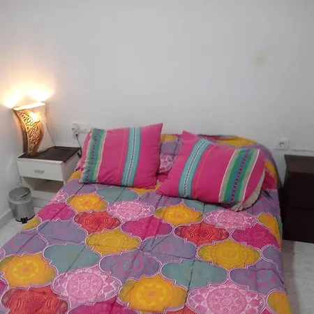 2 En Piso Familiar Compartido Homestay szállás
